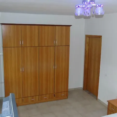 Vila Kazazi Villa *
